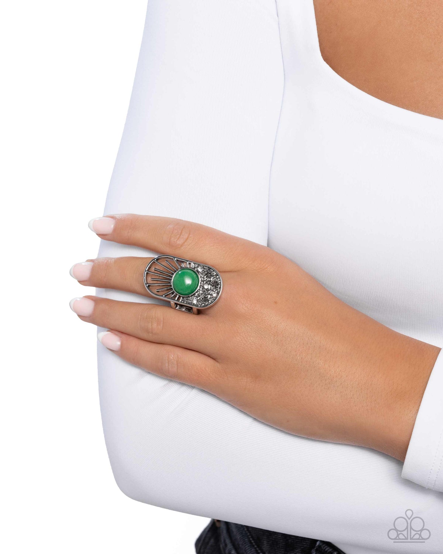 Runway Reveal - Green Rings