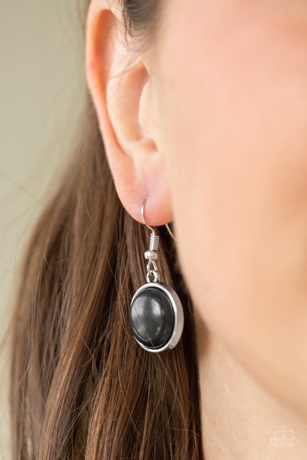 Cougar - Black Necklcae Set