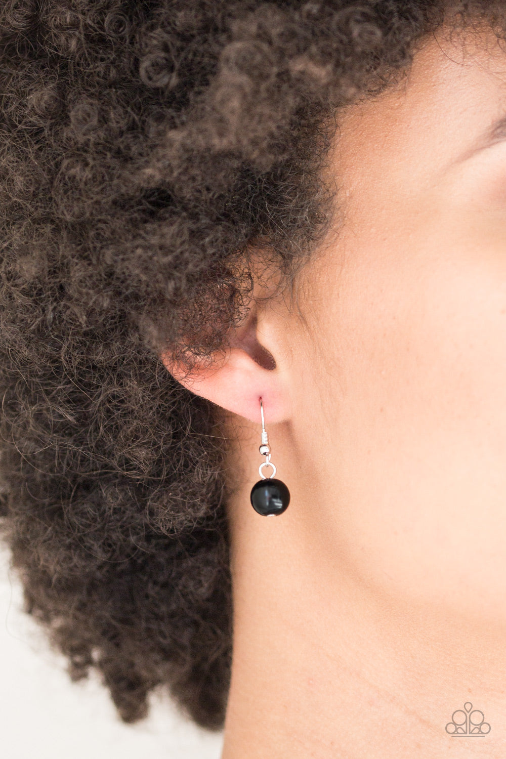 Daytime Drama - Black Necklace Set