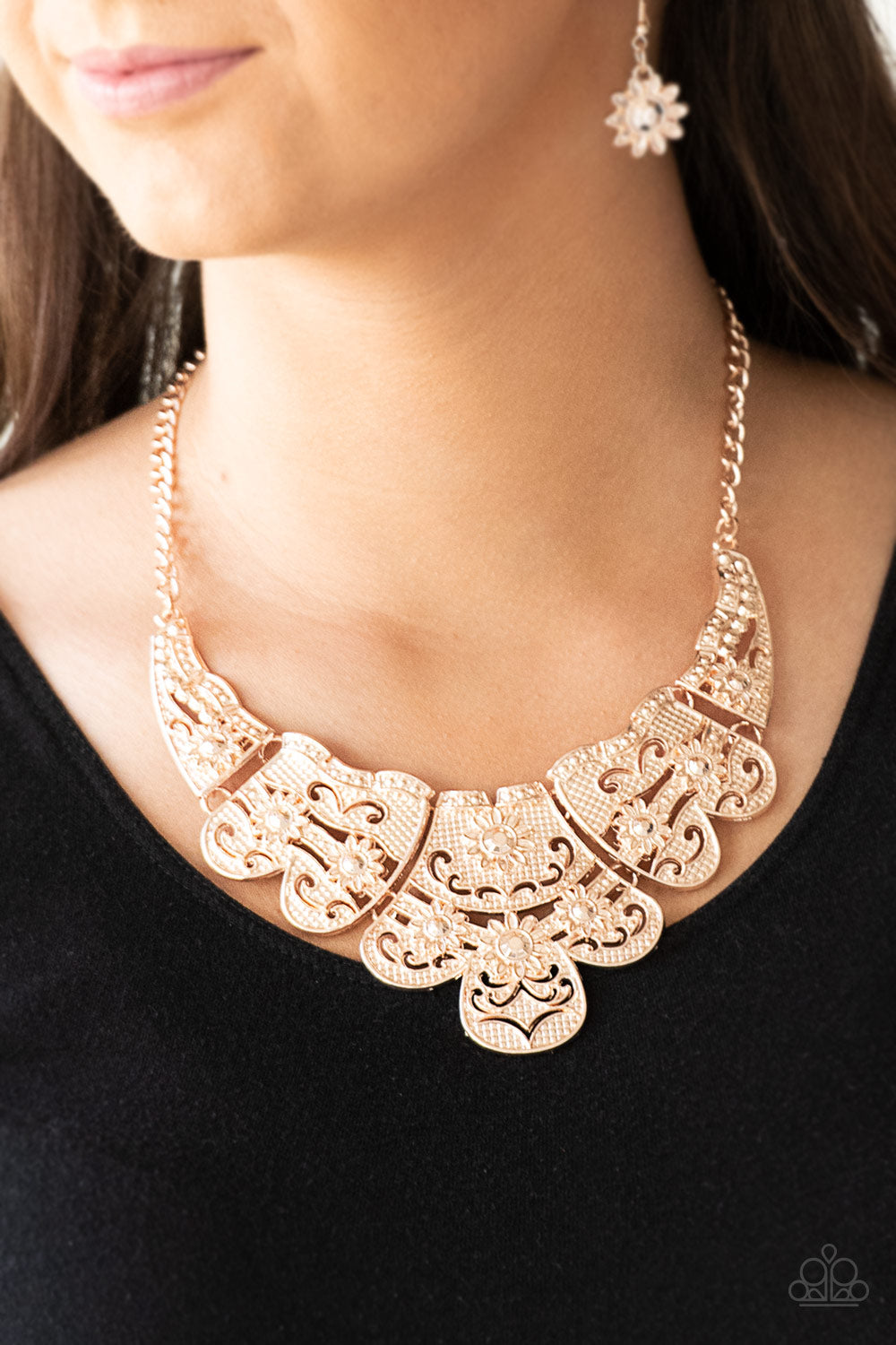 Mess With The Bull - Rose Gold Necklace Set