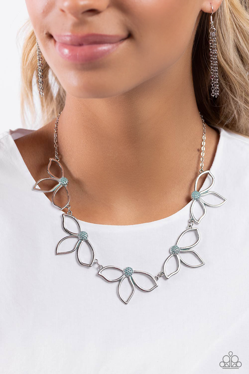 Petal Pageantry - Blue Necklace Set