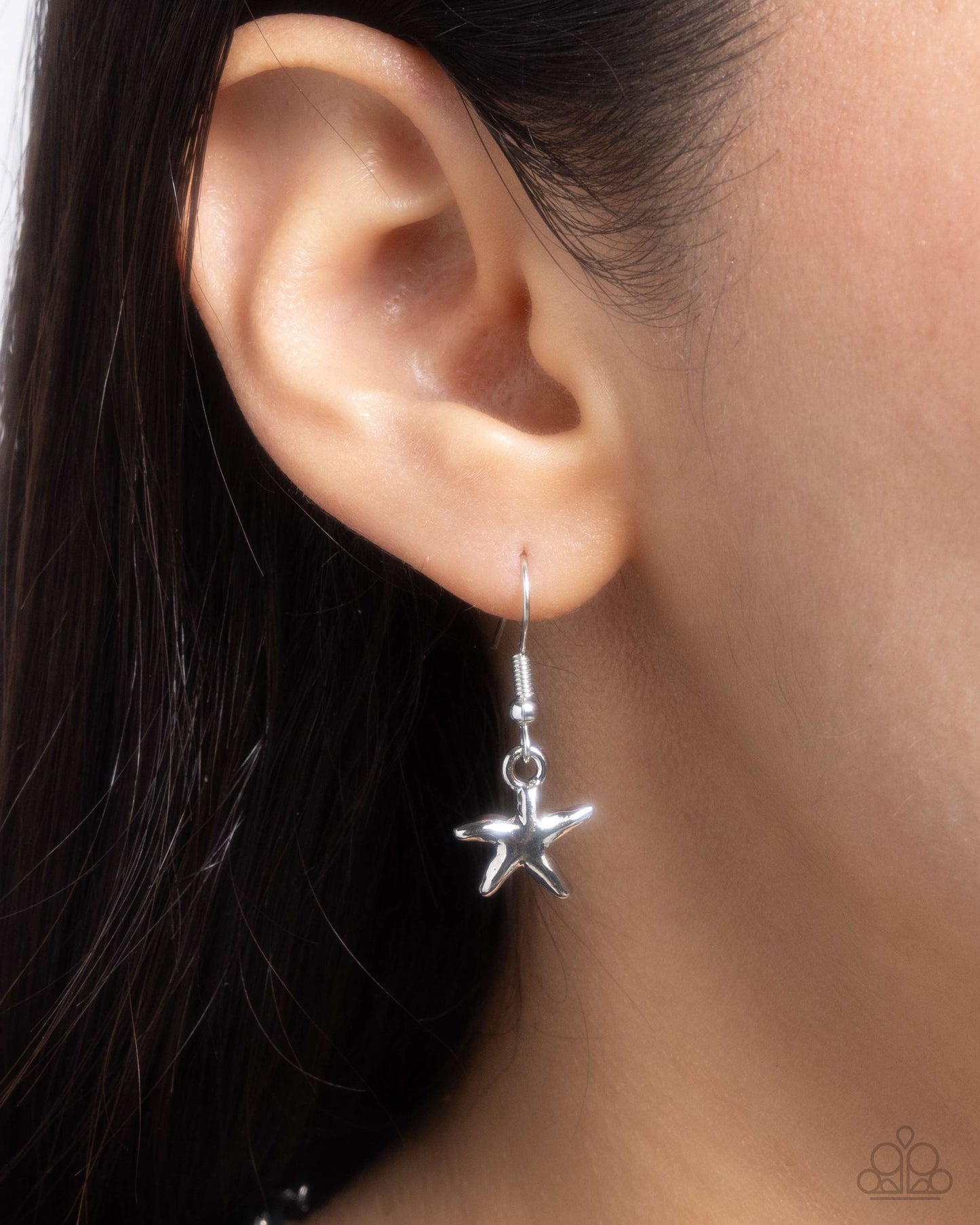 Trendy Tenure - Silver Necklace Set