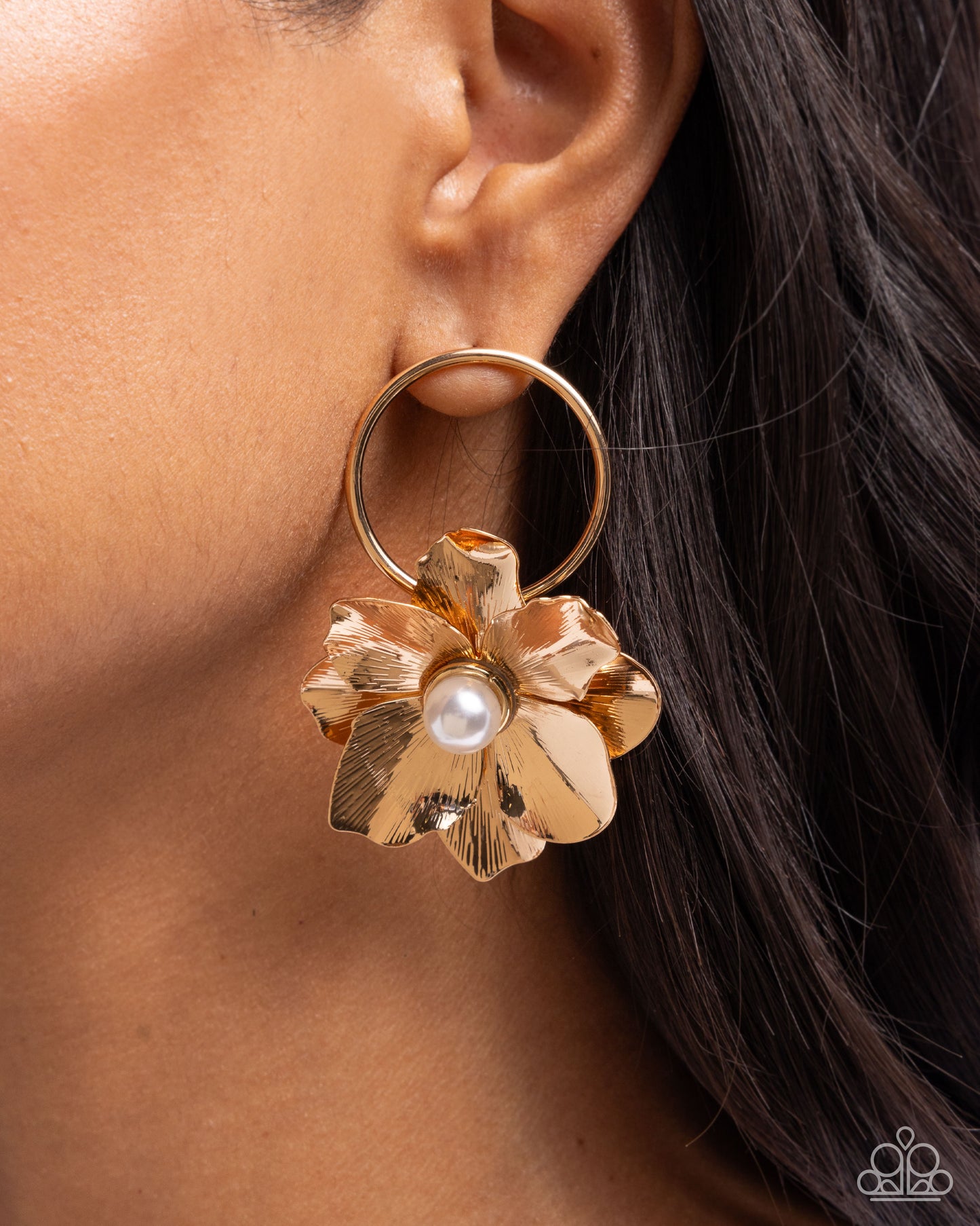Backyard Bling - Gold Earrings