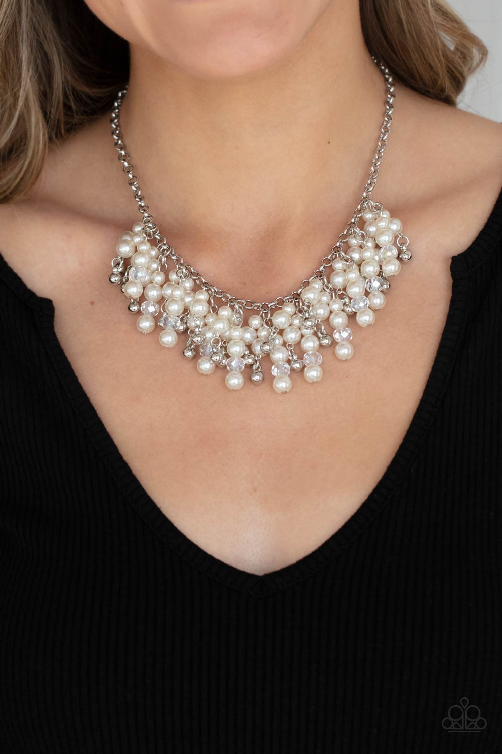 Champagne Dreams - White Necklace Set
