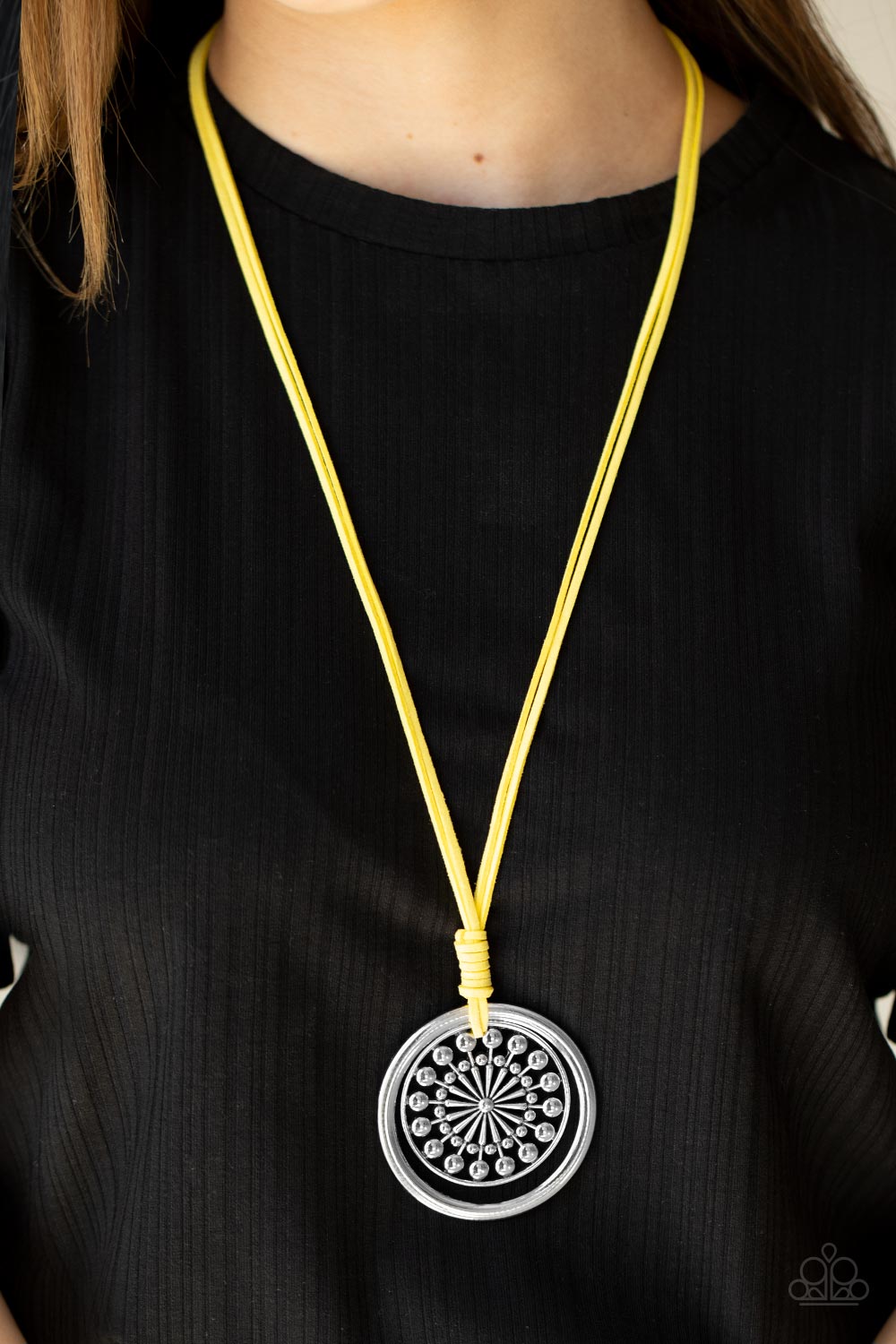 One MANDALA Show - Yellow Necklace Set
