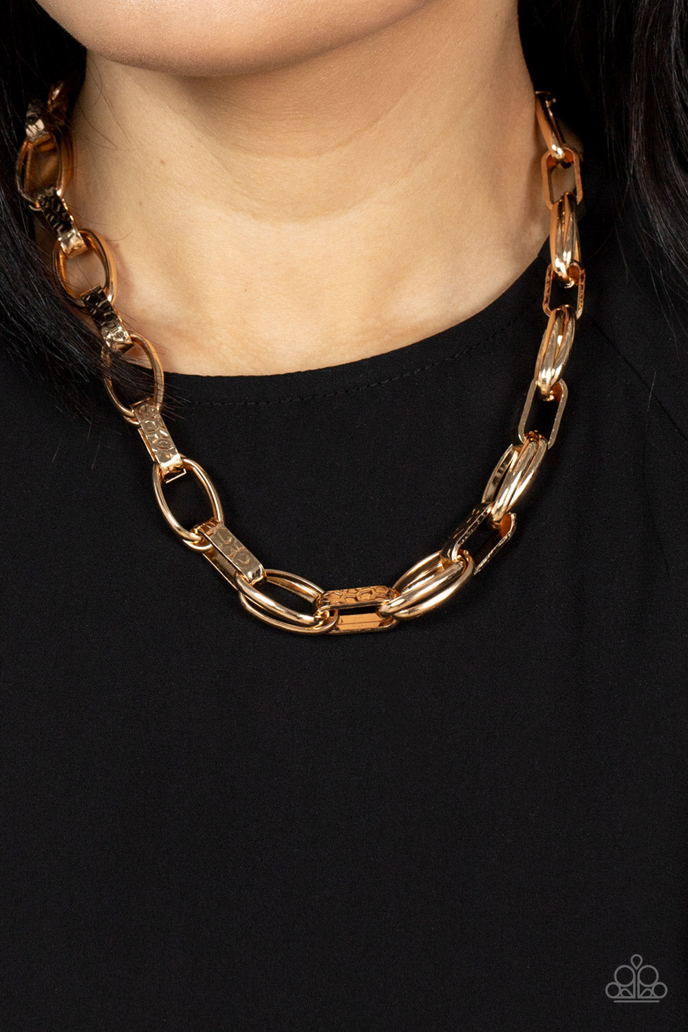 Motley In Motion - Gold Necklace Set